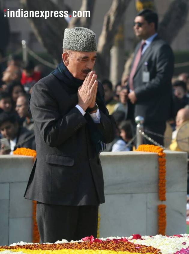 mahatma gandhi, mahatma gandhi death anniversary, martyrs day, gandhi death anniversary photos, rajghat, Rajghat photos, narendra modi, Sonia gandhi, indian express
