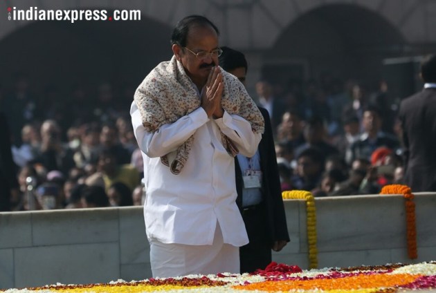 mahatma gandhi, mahatma gandhi death anniversary, martyrs day, gandhi death anniversary photos, rajghat, Rajghat photos, narendra modi, Sonia gandhi, indian express