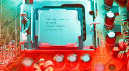 Intel chip security patch, rebooting Intel chips, Spectre, Intel security flaws, Meltdown, Broadwell chips, private data, Hashwell chips, firmware, electronic devices