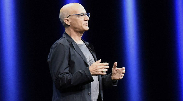 Apple Music Jimmy Iowine, Apple Music accounts, Spotify, Beats Electronics, Carpool Karaoke, Planet of the Apps, Bruce Springsteen, John Lennon, U2, Tupac