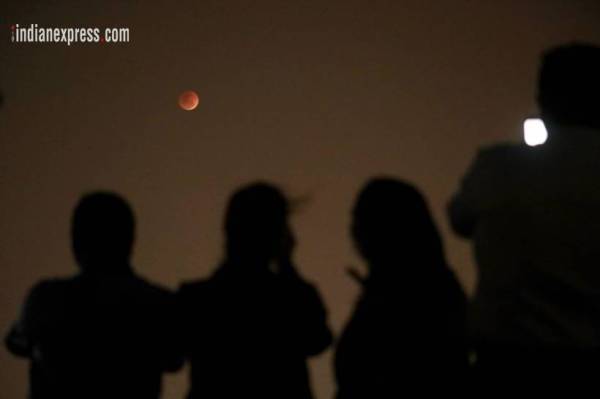 Blue Moon, Black Moon, Blood Moon: Here's what it means