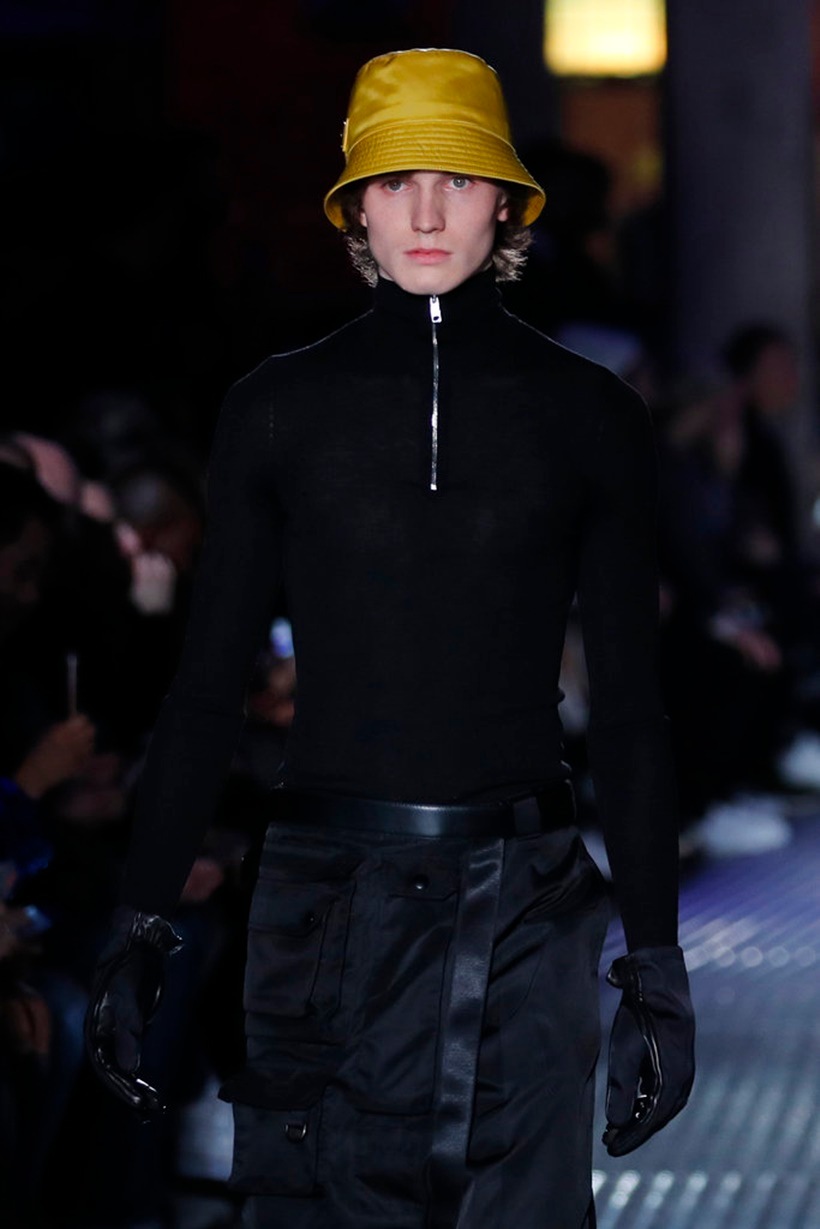 Milan Fashion week, Giorgio Armani, Giorgio Armani men's Fall-Winter 2018-19 collection, DSquared 2, sunnei, sartorial monk
