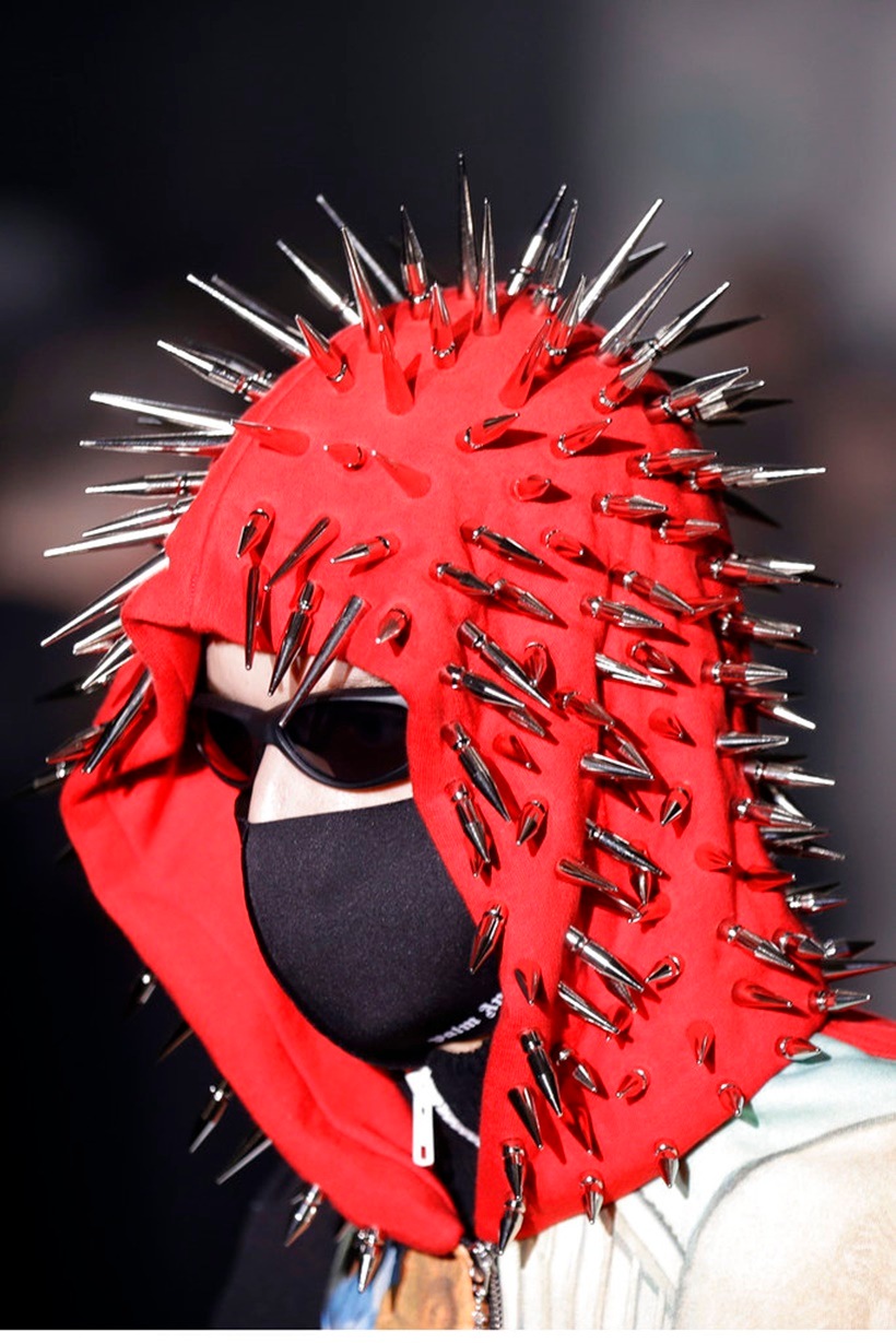 Milan Fashion week, Giorgio Armani, Giorgio Armani men's Fall-Winter 2018-19 collection, DSquared 2, sunnei, sartorial monk