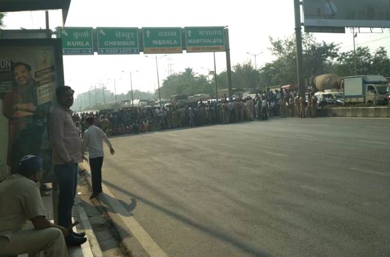Mumbai, Mumbai bandh, Mumbai rasta roko, Battle of Koregaon, Koregaon Bhima, Pune, Dalit, Dalit protests,