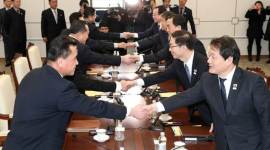 Koreas to hold high-level talks next week to set up summit