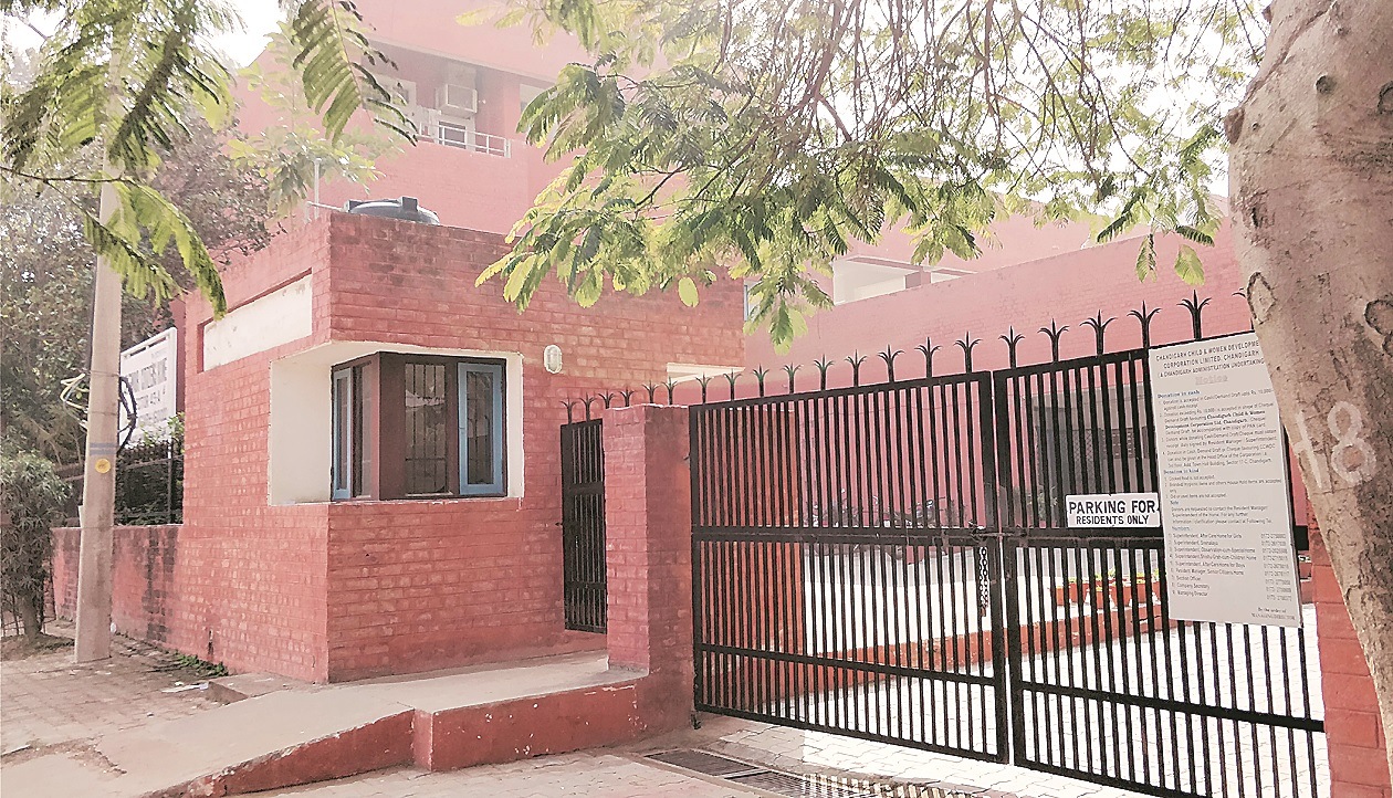 red cross, chandigarh, volunterr doctors, ut administration, chandigarh charitable hospitals, indian express