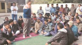 anti-padmaavat protests, bollywood, padmavati controversy, gurgaon school bus attacked, mahapanchayat, gurgaon, indian express