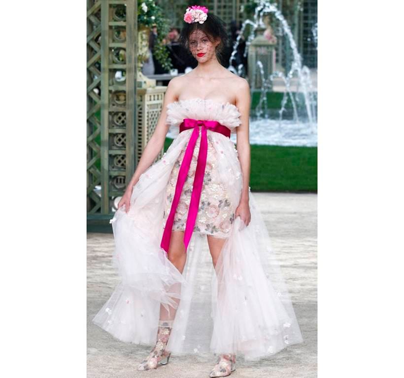 Paris Couture Fashion Week 2018, Paris Couture Fashion Week 2018 Chanel collection, Paris Couture Fashion Week 2018, latest haute couture designs, paris fahsion week, indian express, indian express news