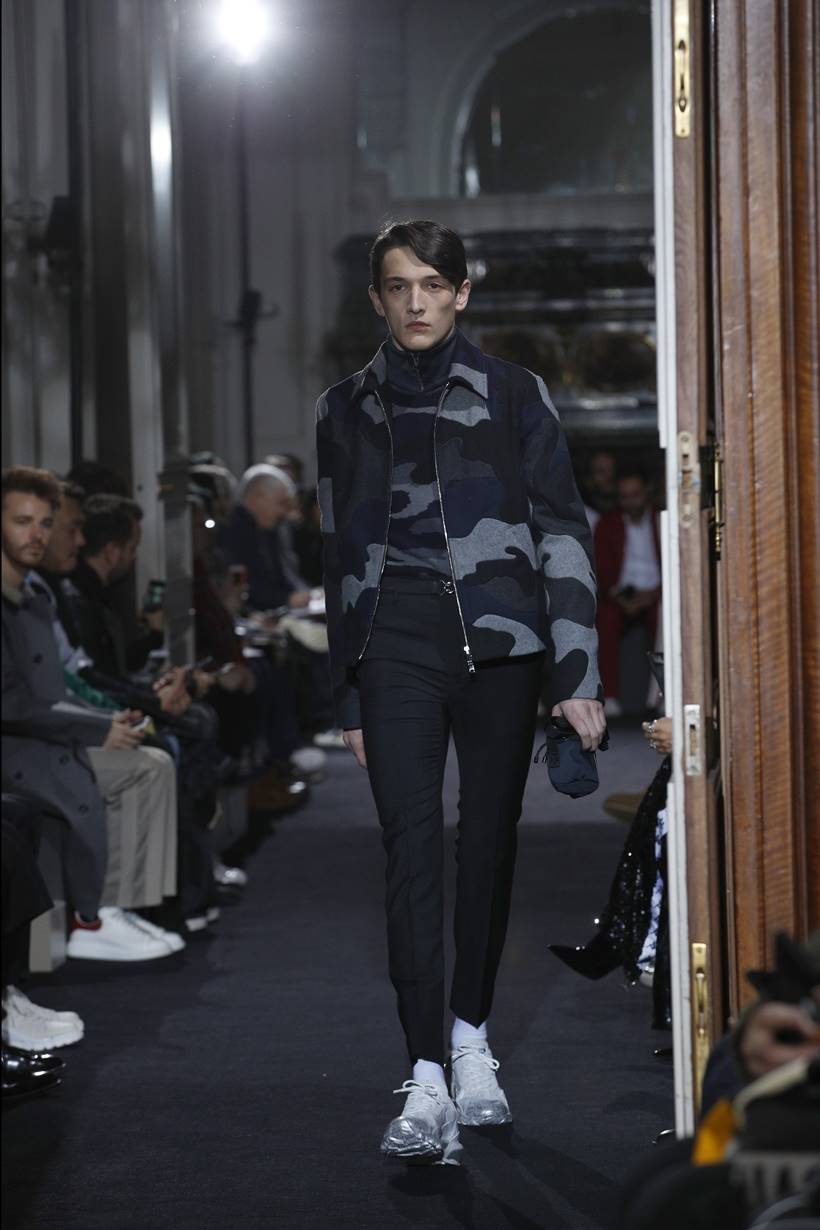 Paris Fashion Week 2018, Paris Men's Fashion Week 2018, Paris Fashion Week 2018 Julien David designs, Walter Van Beirendonck 2018 designs, Valentino 2018 designs, indian express, indian express news
