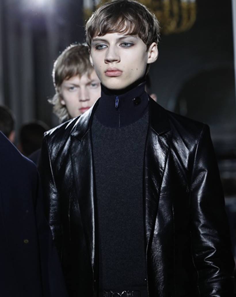 Paris Fashion Week 2018, Paris Men's Fashion Week 2018, Paris Fashion Week 2018 Julien David designs, Walter Van Beirendonck 2018 designs, Valentino 2018 designs, indian express, indian express news