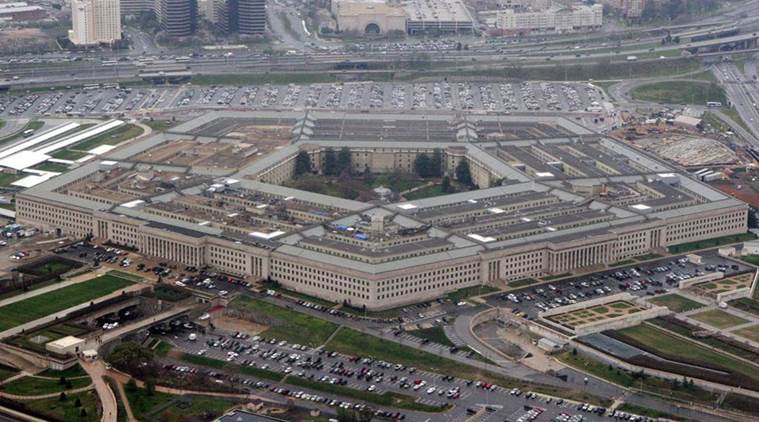 Strava heat map, Pentagon fitness band review, Strava military personnel locations, Fitbits, US security, GPS tracking, warzones, data privacy, ISIS, wireless devices, social media accounts