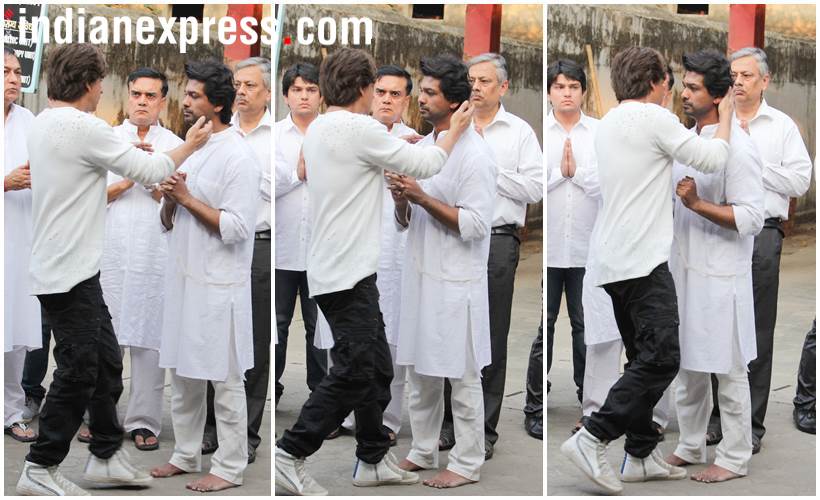 shah rukh khan Nikhil Dwivedi father funeral