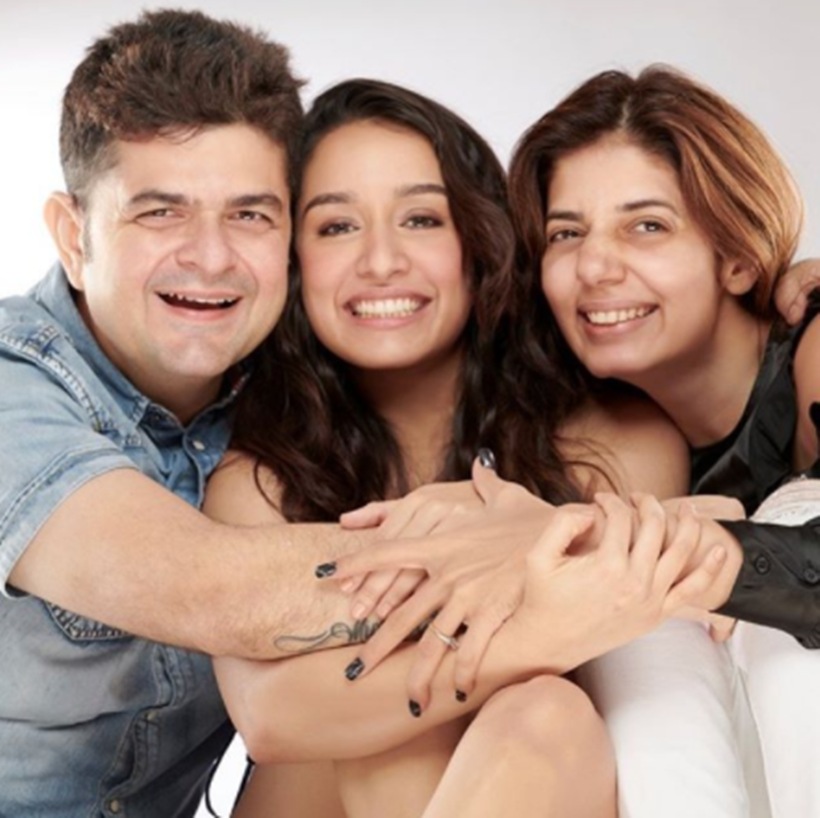 sunny leone photos, shah rukh khan, srk photos, alia bhatt photos, Dabboo Ratnani calendar images, amitabh bachchan pics, Dabboo Ratnani 2018 calendar, Dabboo Ratnani photos, Tiger Shroff images, Shraddha Kapoor pictures, Abhishek Bachchan pics, alia bhatt cute pics, indian express