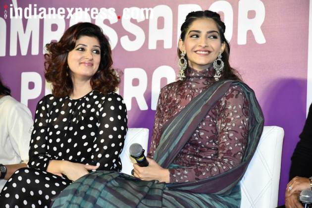 Sonam Kapoor, Twinkle Khanna, padman
