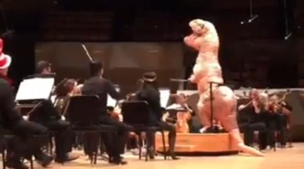 t rex Jurassic theme song, Jurassic theme song, person playing Jurassic theme song, viral video, Indian express, Indian express news