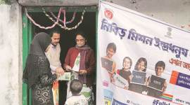 At heart of drive, mobilisers who earn Rs 75 a day