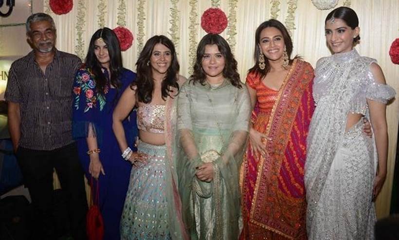 Veere Di Wedding new release date poster Kareena kapoor sonam kapoor swara bhaskar Shikha Talsania ekta kapoor