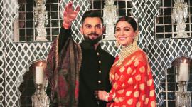 Anushka Sharma, Sabyasachi, Banarasi sari, Virat Kohli, wedding reception sari of Anushka Sharma, Indian Textiles, traditional craft of India, Indian express, Indian express news