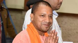 adityanath most popular CM on facebook
