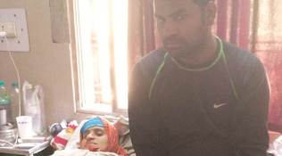 Budget postcard from Betul: Baby’s death, missing stretcher