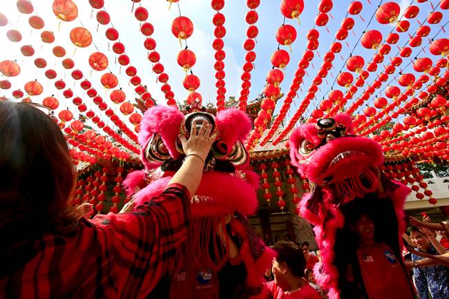 Chinese new year, lunar new year, chinese new year 2018, chinese year of dog, dog lunar new year, chinese new year photos, chinese lunar new year images, chinese new year celebrations, china lunar new year,