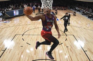 Mitchell wins slam dunk contest over Oladipo, Smith Jr. and Nance Jr.