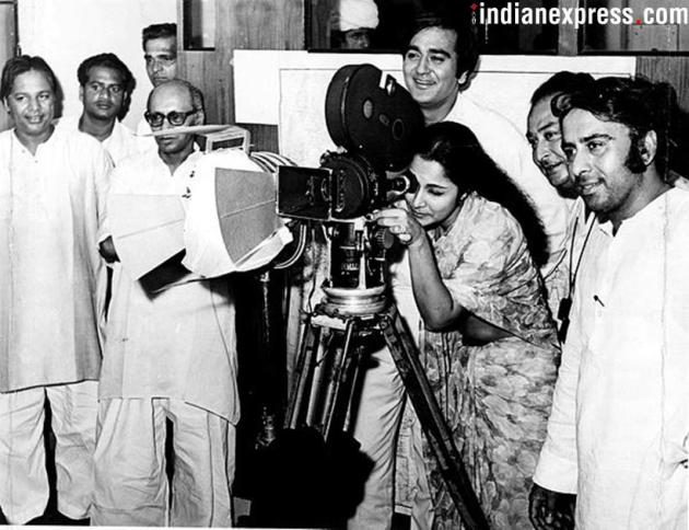 Waheeda Rehman turn 80