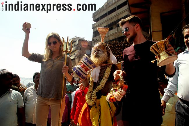 Holi Festival, Holi Celebrations, Holi Party, happy holi, happy holi 2018, holi 2018, how India celebrating Holi 2018, holi, holi photos, holi celebrations, holi in india, holi party, holi pics, holi images, indian express, indian express news