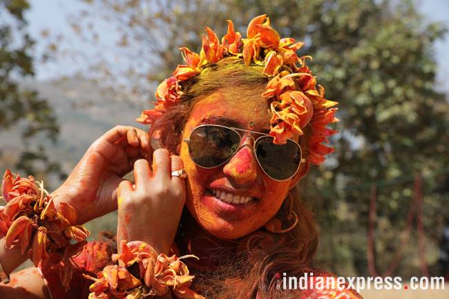 Holi photos, holi images, holi 2018