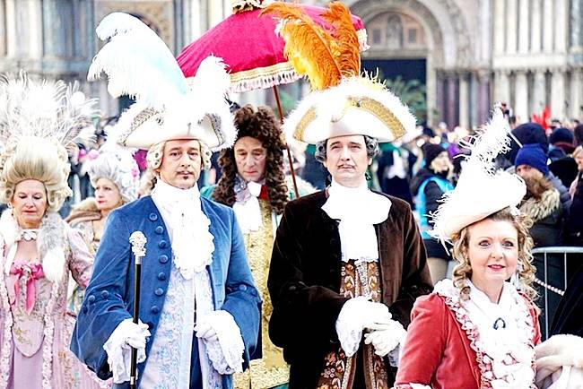 Venice Carnival, Venice carnival pictures, Venice carnival 2018, Italy Venice carnival, Italy Venice carnival 2018, Italy Venice carnival best pictures, carnival pictures around the world, Indian express, Indian express news, Italy, Italy tourism