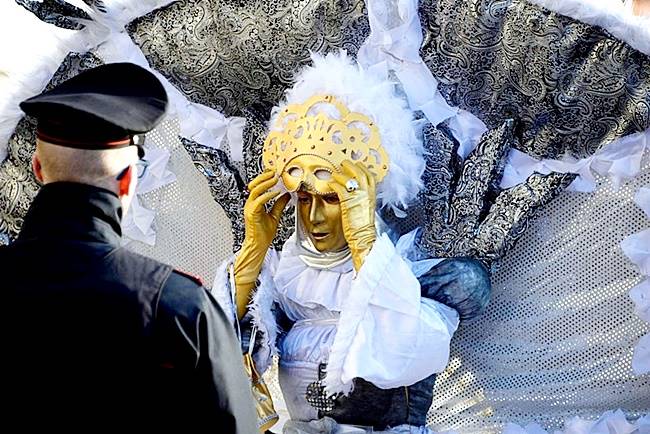 Venice Carnival, Venice carnival pictures, Venice carnival 2018, Italy Venice carnival, Italy Venice carnival 2018, Italy Venice carnival best pictures, carnival pictures around the world, Indian express, Indian express news, Italy, Italy tourism