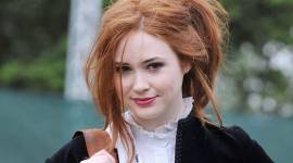 Karen Gillan talkns about her acting abilities and Tom Hanks