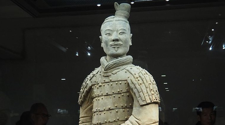 Man steals thumb of 2,000-yr-old statue of Terracotta warrior, after ...