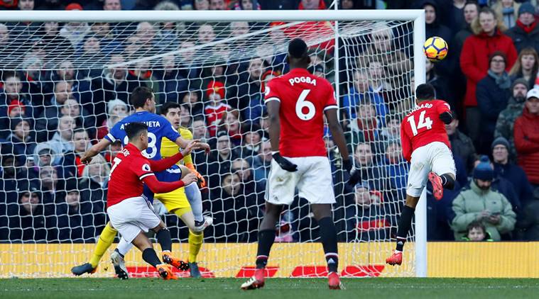 Manchester United 2-1 Chelsea: Jesse Lingard scores winner; As it
