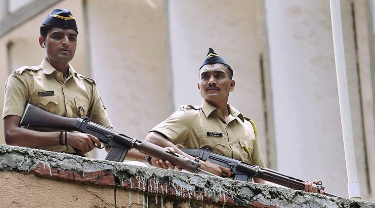 Now, Maharashtra police to buy uniform fabric, batons for personnel |  Cities News,The Indian Express