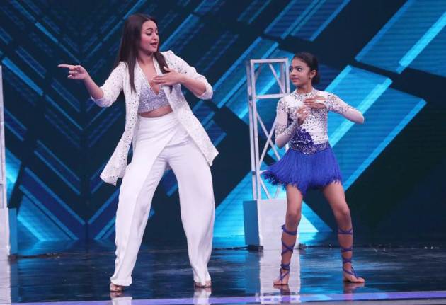 Sonakshi Sinha steals the show with her moves on Super Dancer Chapter 2 ...