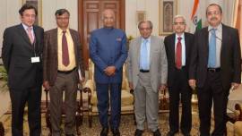 Members of the 15th Finance Commission led by its Chairman, Shri N.K. Singh along with President Ram Nath Kovind