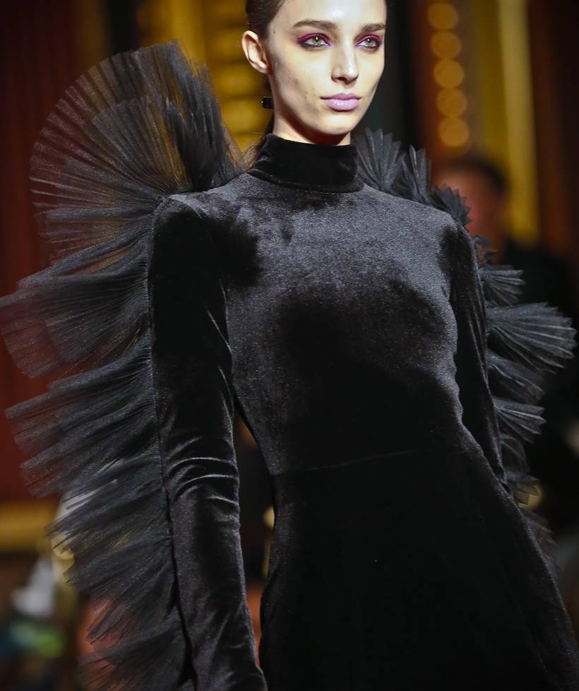 New York Fashion Week, New York Fashion Week plus-size models, New York Fashion Week Bibhu Mohapatra, New York Fashion Week Christan Siriano, Philipp Plein, indian express, indian express news