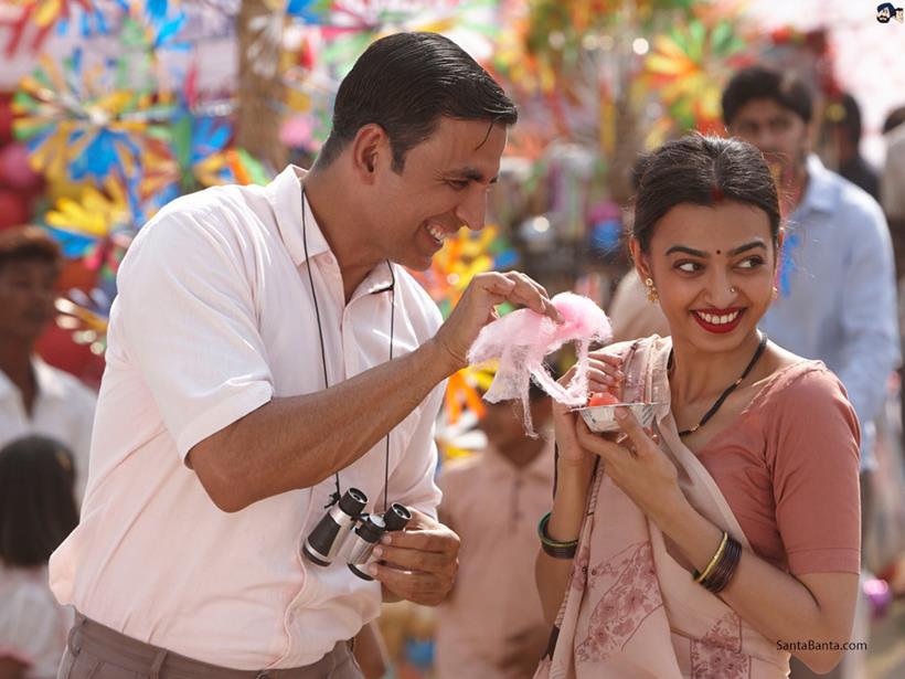 padman akshay kumar stills sonam kapoor radhika apte