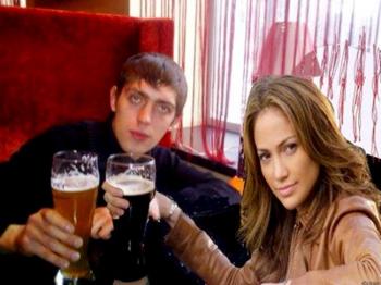 Planning to edit a picture? Check out hilarious photoshop fails to avoid these goof-ups | Trending Gallery News,The Indian Express Planning to edit a picture? Check out hilarious photoshop fails to avoid these goof-ups | Trending Gallery News,The Indian Express