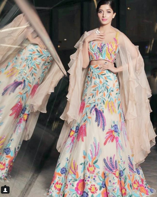 Kareena Kapoor Khan, Khushi Kapoor, Deepika Padukone, Manushi Chhillar, Malaika Arora, Sridevi, Karan Johar, Athiya Shetty, Shilpa Shetty, Mawra Hocane, Richa Chadha, Rani Mukerji, Neha Dhupia, Kriti Kharbanda, Bhumi Pednekar, Diana Penty, Shruti Hassan, Tamaanaah Bhatia, celeb fashion, bollywood fashion, indian express, indian express news