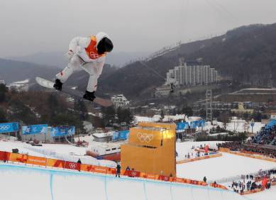 Shaun White pulls out all the halfpipe tricks