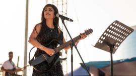 Shibani Kashyap photos