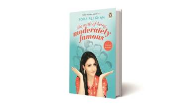 soha ali khan, book review, perils of being moderately famous book, books by bollywood actresses, indian express