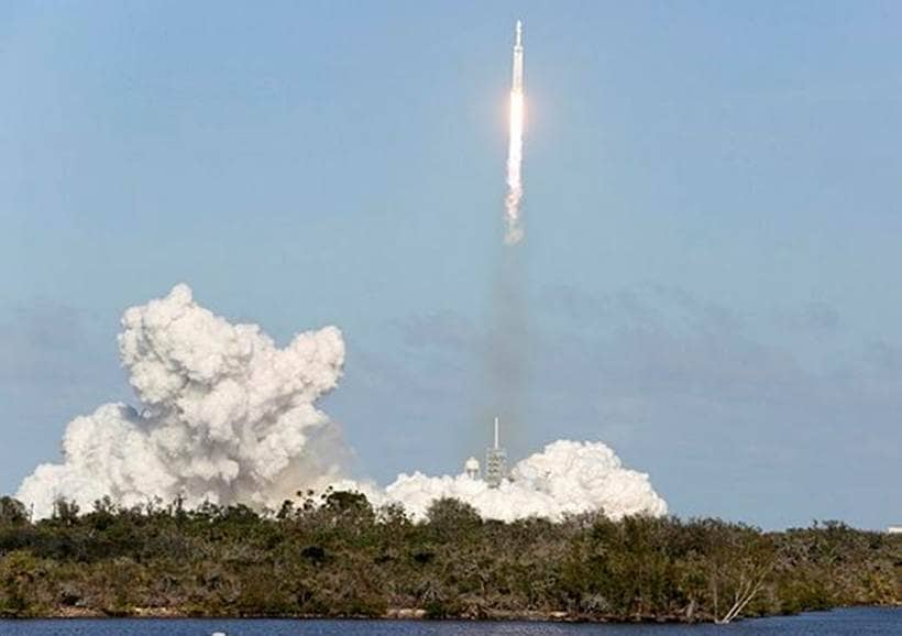 spacex rocket launch, elon musk, kennedy research center, spacex falcon rocket, Falcom Heavy, SpaceX launch, Rocket Launch, Tech news, Indian Express