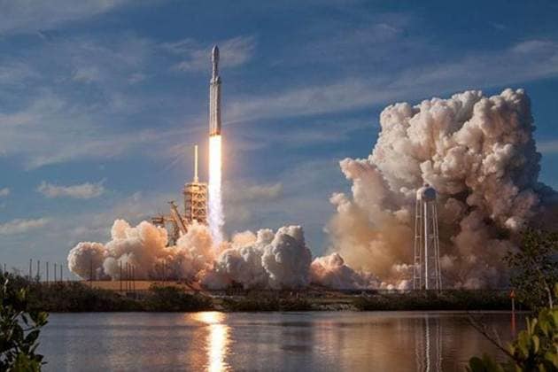 spacex rocket launch, elon musk, kennedy research center, spacex falcon rocket, Falcom Heavy, SpaceX launch, Rocket Launch, Tech news, Indian Express