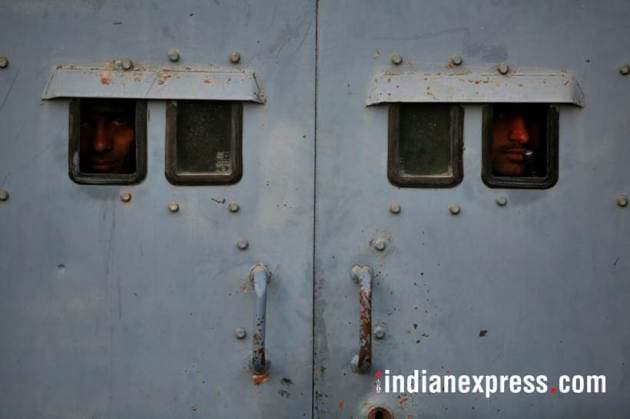 Sunjwan attack photos, sunjwan encounter images, army encounter images, army camp attack pics, jammu kashmir, indian army pictures, sunjwan latest pics, indian express