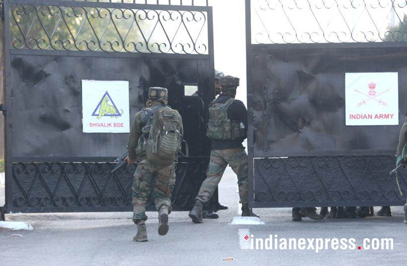 Sunjwan attack photos, sunjwan encounter images, army encounter images, army camp attack pics, jammu kashmir, indian army pictures, sunjwan latest pics, indian express