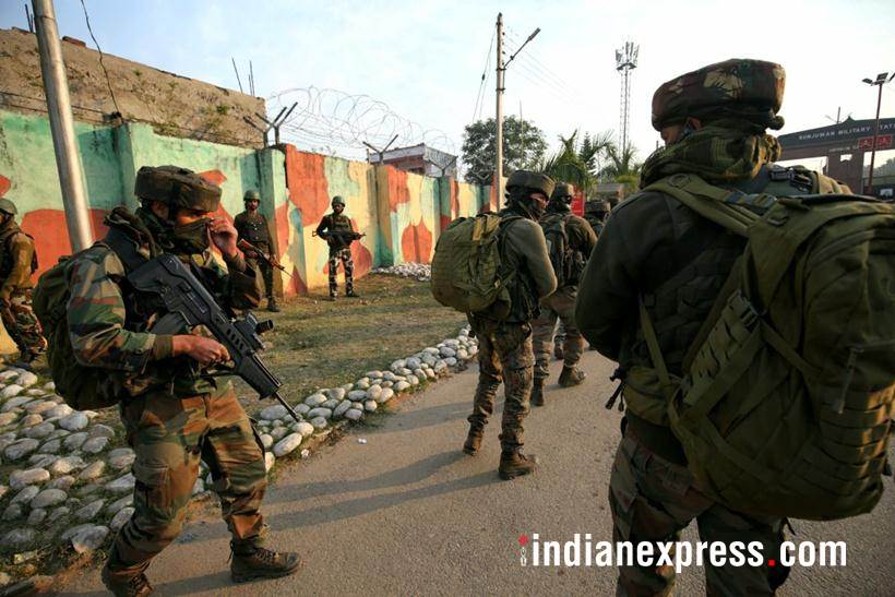 Sunjwan attack photos, sunjwan encounter images, army encounter images, army camp attack pics, jammu kashmir, indian army pictures, sunjwan latest pics, indian express