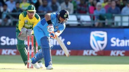 India beat South Africa by 7 runs at Newlands.